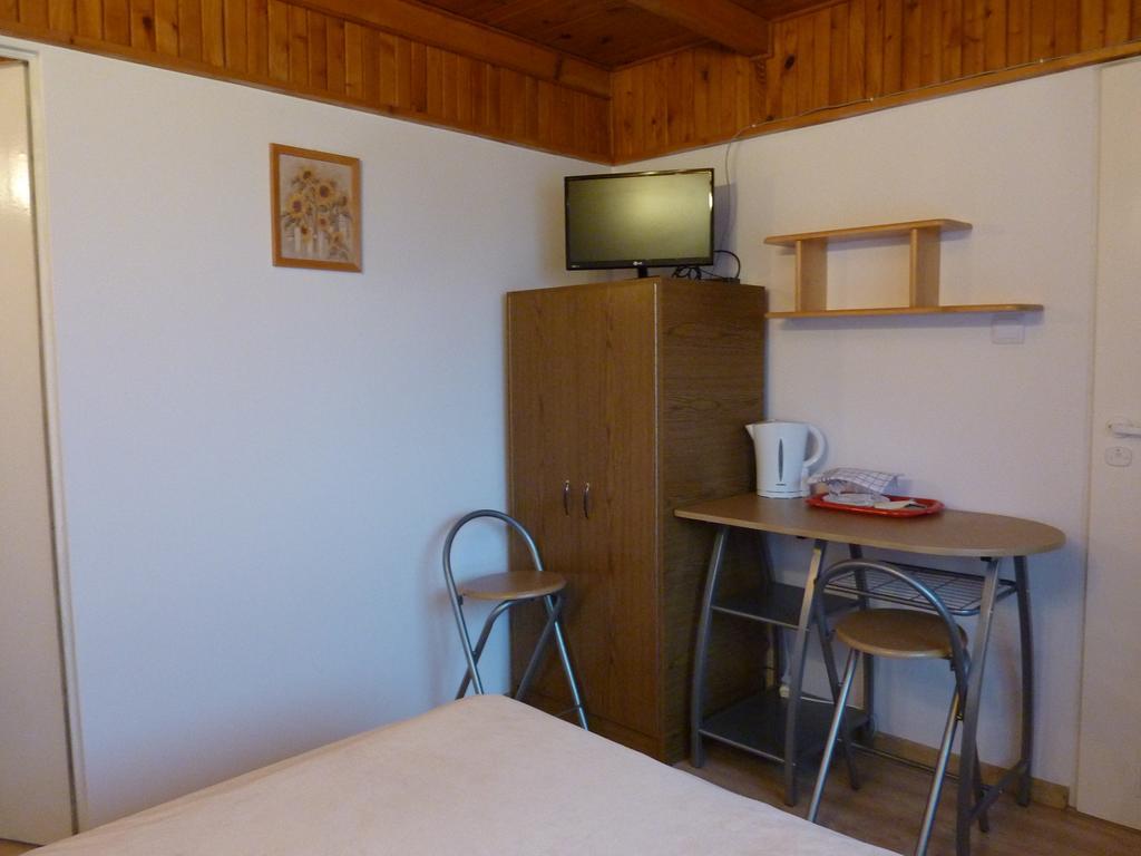 Arnika Apartment Krynica Zdroj Værelse billede